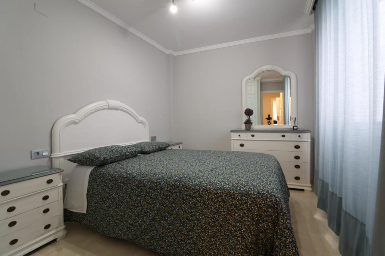Apartamento Piso En Pleno Centro De Huelva. Exterior foto